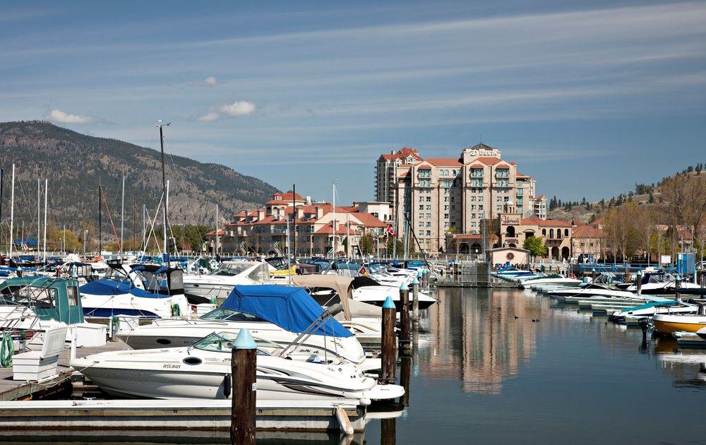 The Royal Kelowna - Bellstar Hotels & Resorts Exteriör bild