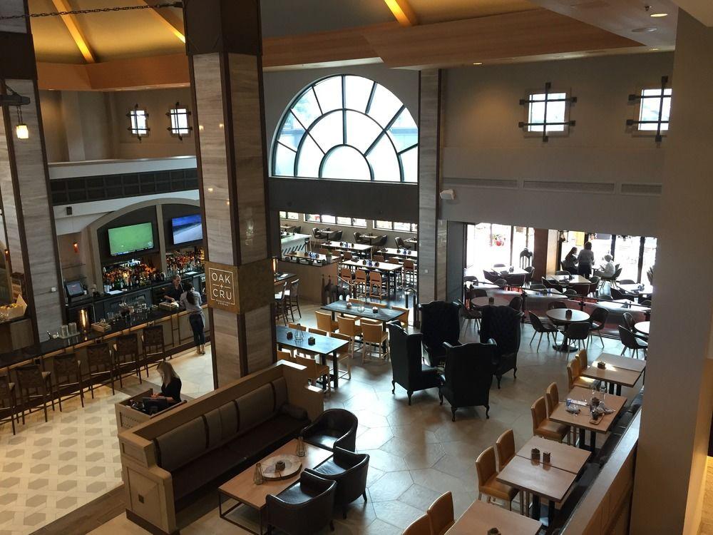 The Royal Kelowna - Bellstar Hotels & Resorts Exteriör bild