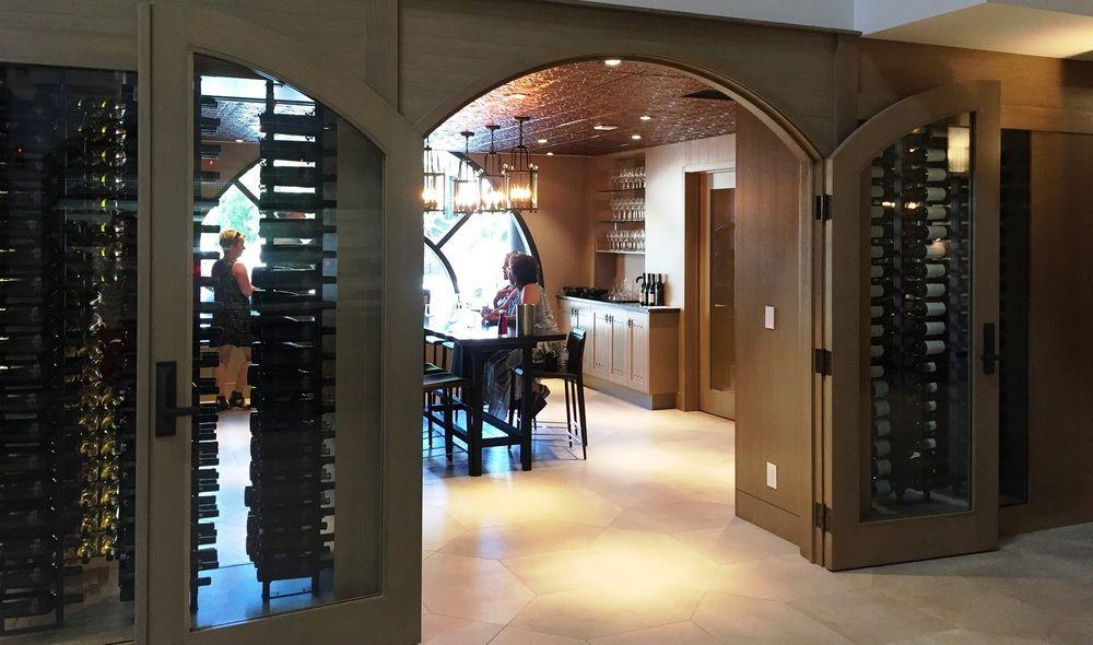 The Royal Kelowna - Bellstar Hotels & Resorts Exteriör bild