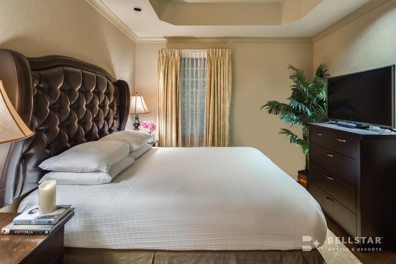 The Royal Kelowna - Bellstar Hotels & Resorts Exteriör bild