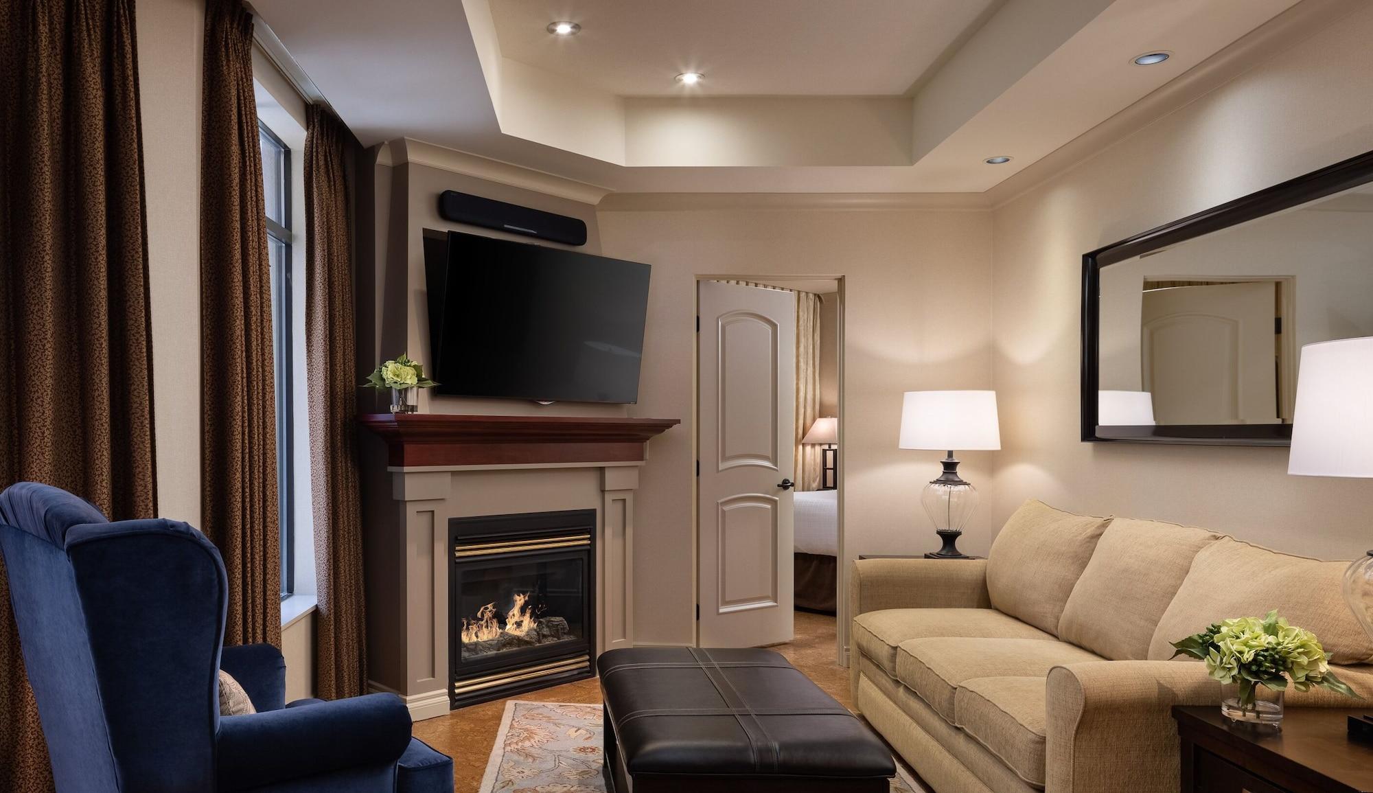 The Royal Kelowna - Bellstar Hotels & Resorts Exteriör bild