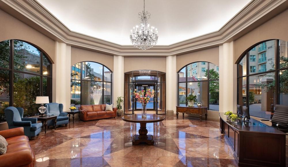 The Royal Kelowna - Bellstar Hotels & Resorts Exteriör bild