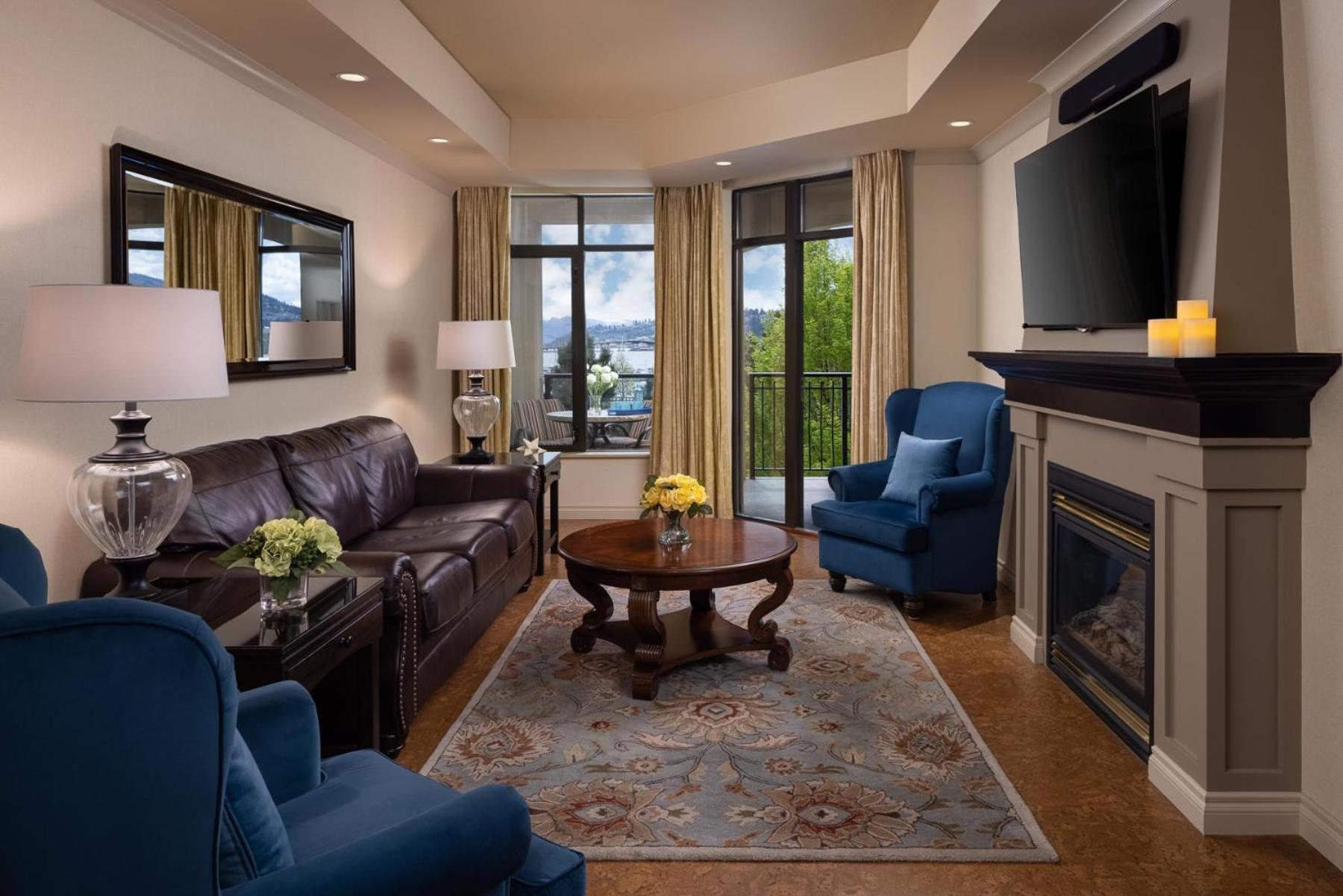 The Royal Kelowna - Bellstar Hotels & Resorts Exteriör bild